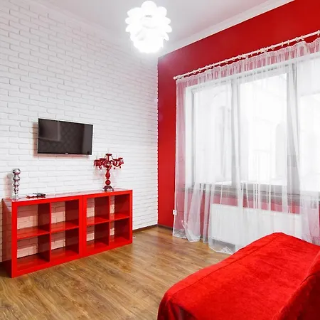 Modern In The Center In A New Building Odesa